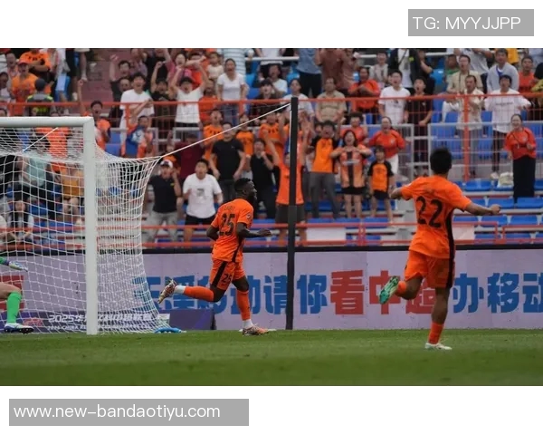 云南玉昆主帅谈河南队阵容调整祝福他们在足协杯决赛中取得佳绩