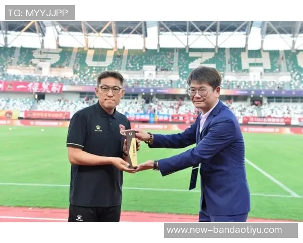 主教练金大仪称赞队员努力扳平比分感慨久未先失球的挑战与坚持 主教练金大仪称赞队员努力扳平比分感慨久未先失球的挑战与坚持